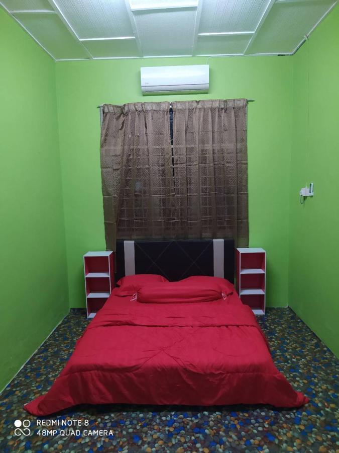 Homestay D' Tengah Bandar Куала-Ромпин Экстерьер фото